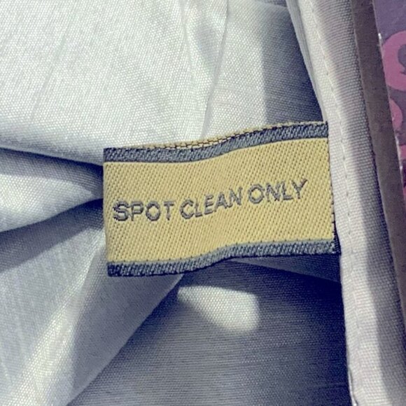 Elegant Bow Table Runner Reversible Silvery Gray Stratford Home 14 x 72 in 6 Ft - Picture 8 of 16